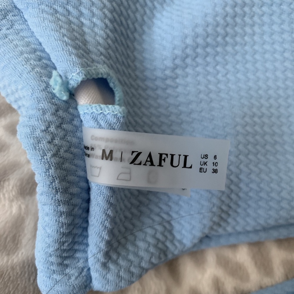 Brand new Zaful bikini!! - Picture 3 of 3